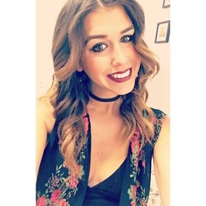 Meet your Posher, Gillian